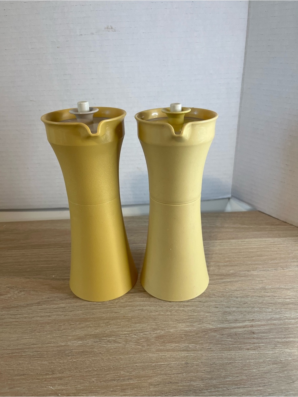 Tupperware Yellow Salt and Pepper Mills - Pair